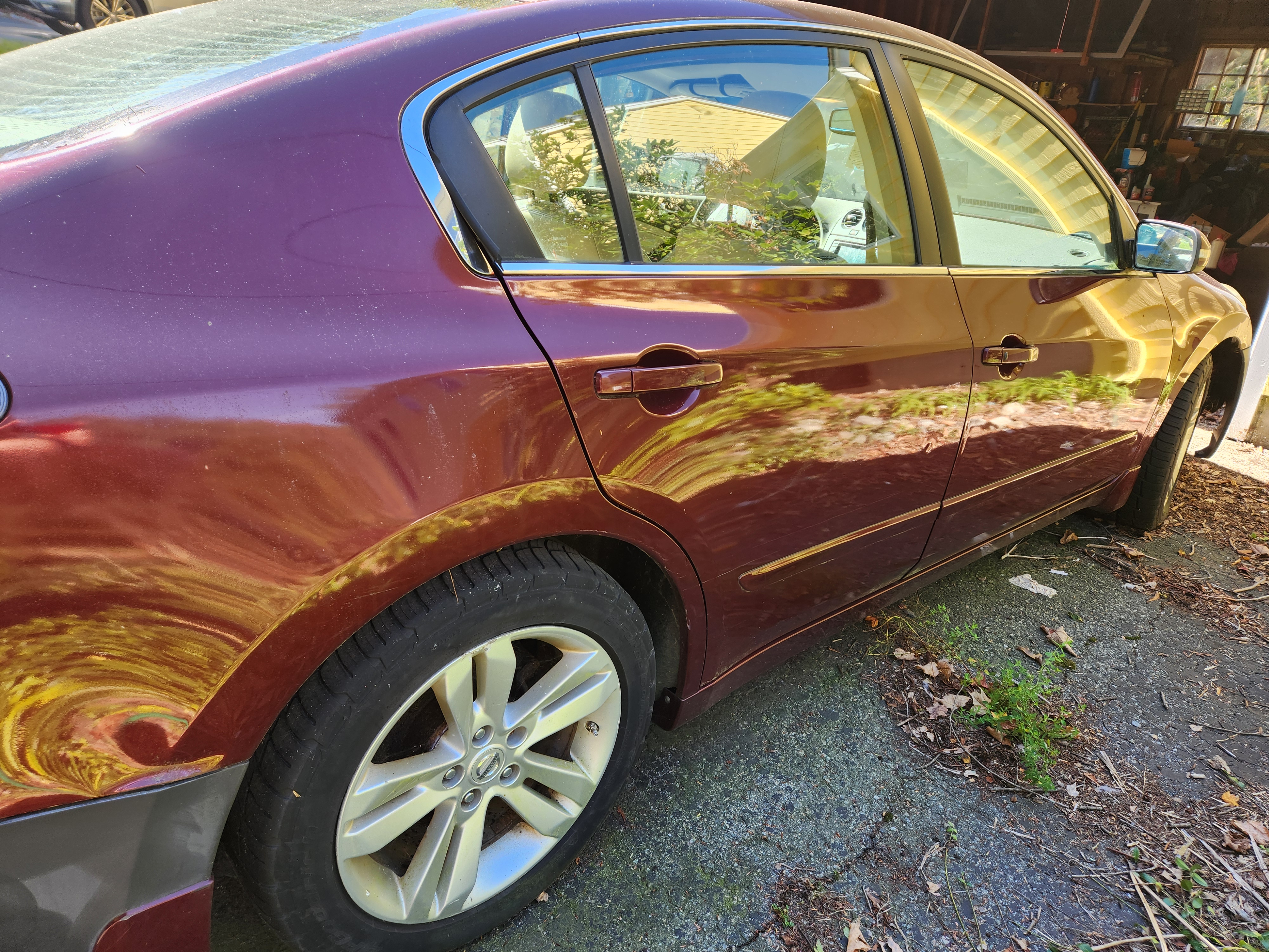 2011 Nissan Altima exterior view